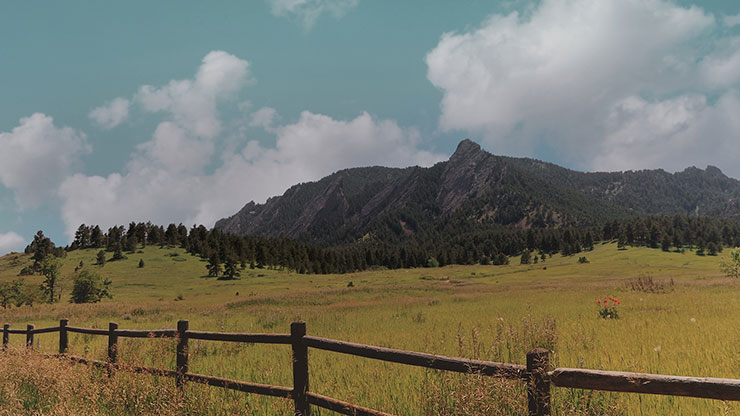 Flatirons Collection: Flatirons 13 Motion